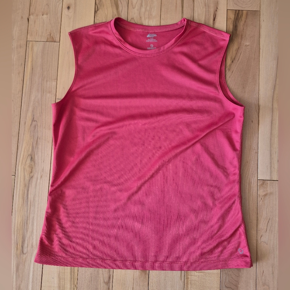 MEC women's size large tank top